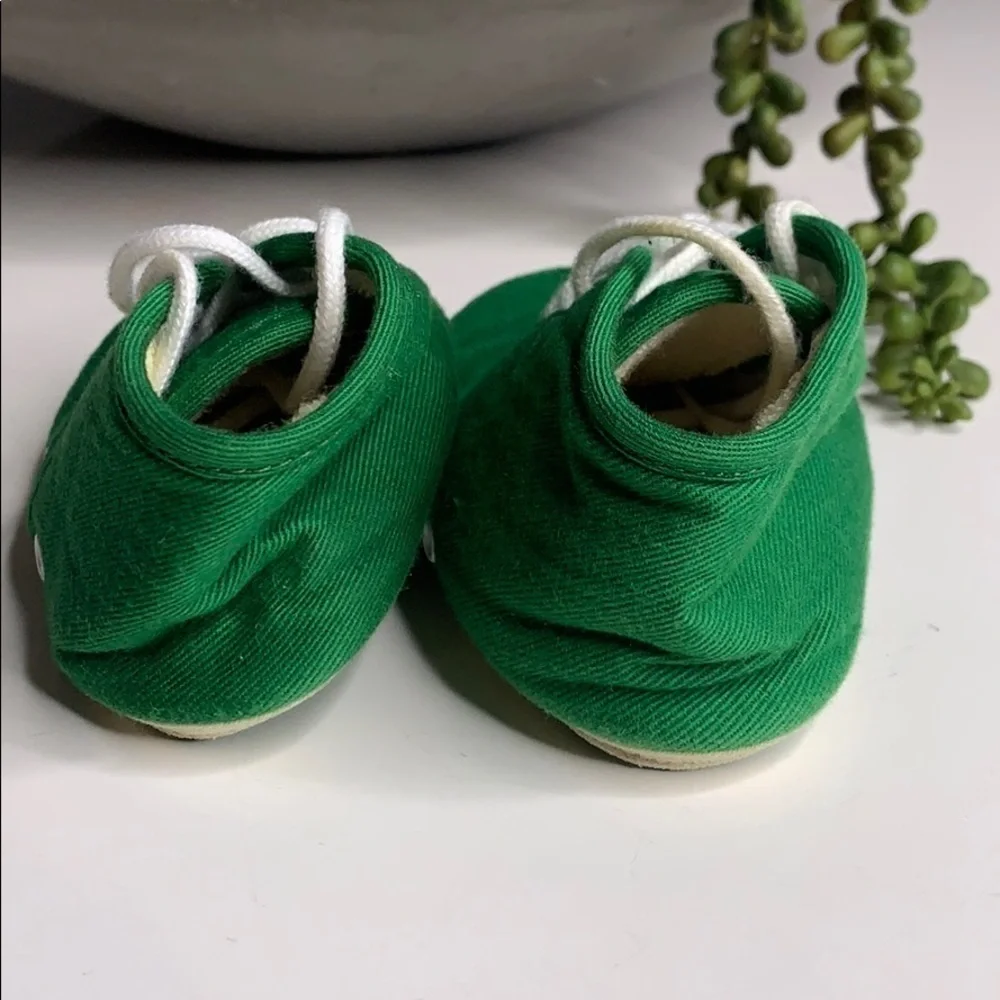 Vintage 1990s Baby Gap Infant Kelly Green cloth crib Sneaker Sz 2